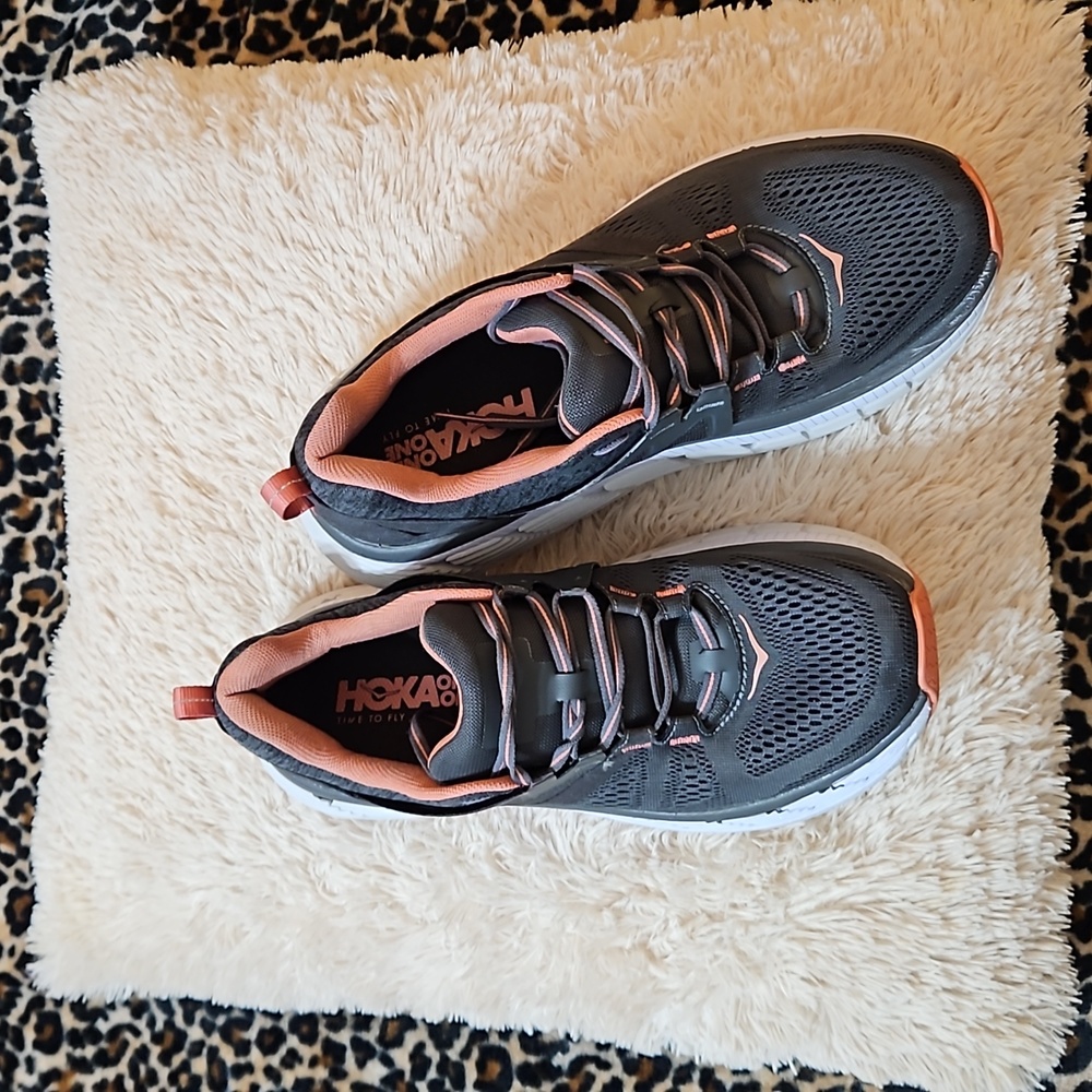 Hoka  Gaviota 2 women size 11